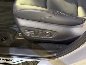 Toyota RAV4 bild 12