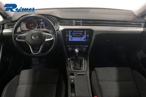 Volkswagen Passat bild 13