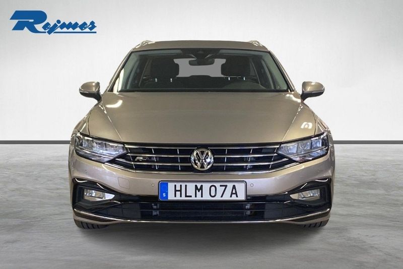 Volkswagen Passat bild 8