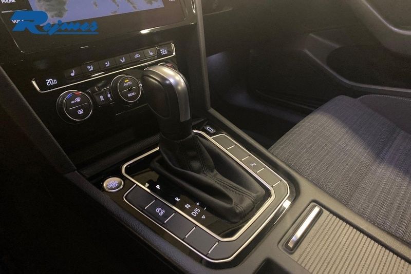 Volkswagen Passat bild 9