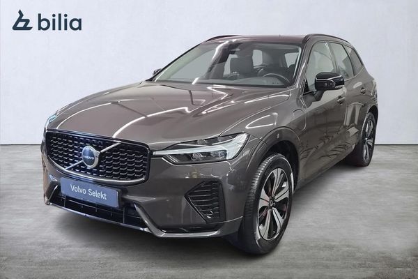 Volvo XC60 T6 Plus Dark Edition - 2025