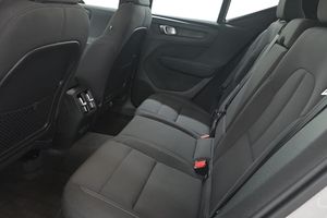 Volvo EX40 bild 13
