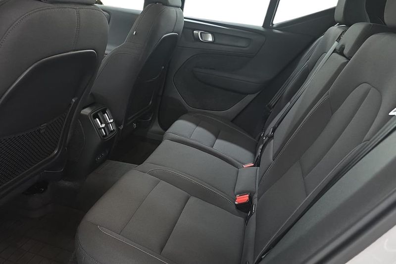 Volvo EX40 bild 13
