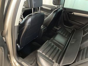 Volkswagen Passat bild 6