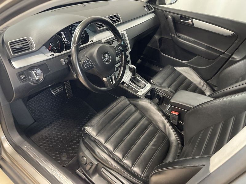 Volkswagen Passat bild 5