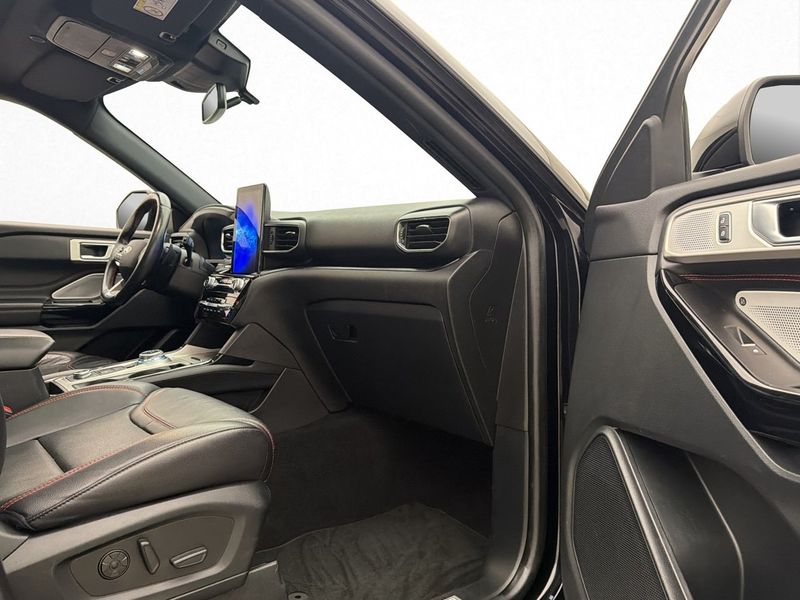 Ford Explorer bild 17