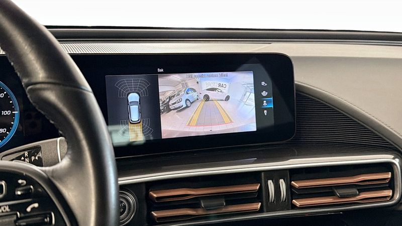 Mercedes EQC400 bild 12