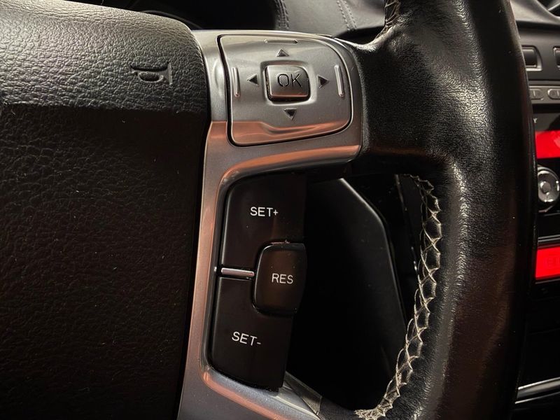 Ford Mondeo bild 19