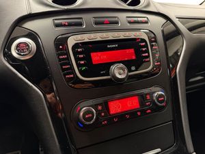 Ford Mondeo bild 15
