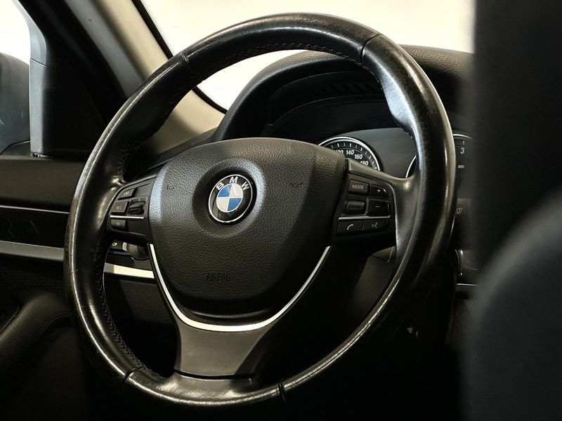 BMW 520 bild 9