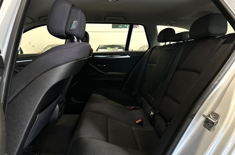 BMW 520 bild 8