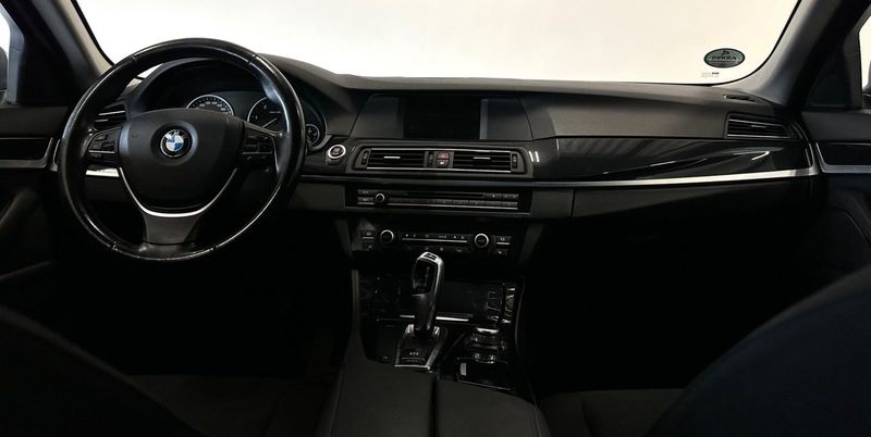 BMW 520 bild 10