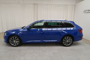 Skoda Superb bild 2