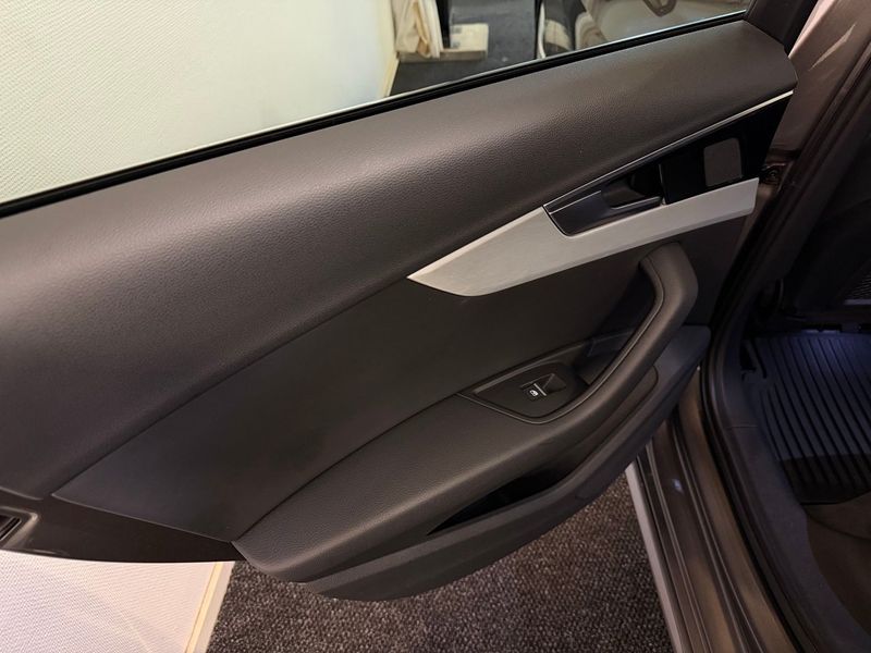 Audi A4 bild 23