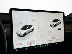 Tesla Model Y bild 24