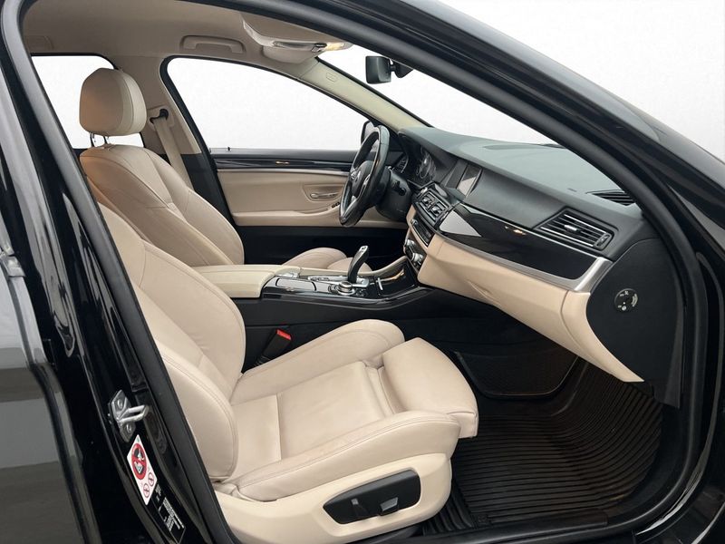 BMW 530 bild 23
