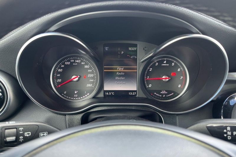 Mercedes GLC350 bild 15