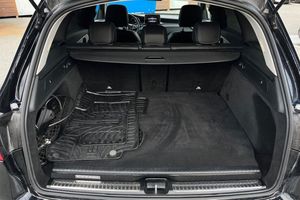 Mercedes GLC350 bild 25