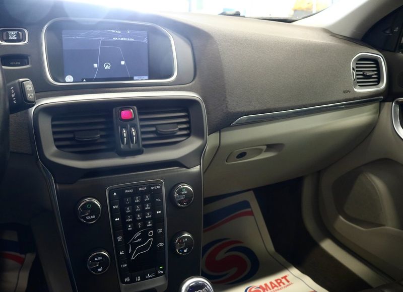 Volvo V40 bild 14