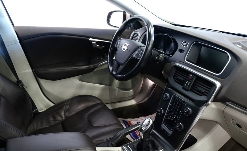 Volvo V40 bild 7