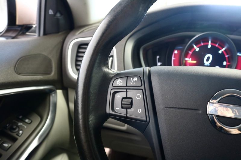 Volvo V40 bild 13