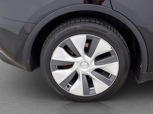 Tesla Model Y bild 35
