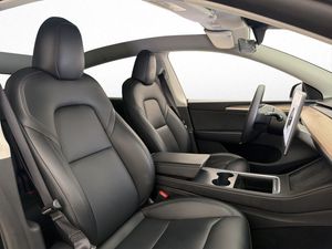 Tesla Model Y bild 30
