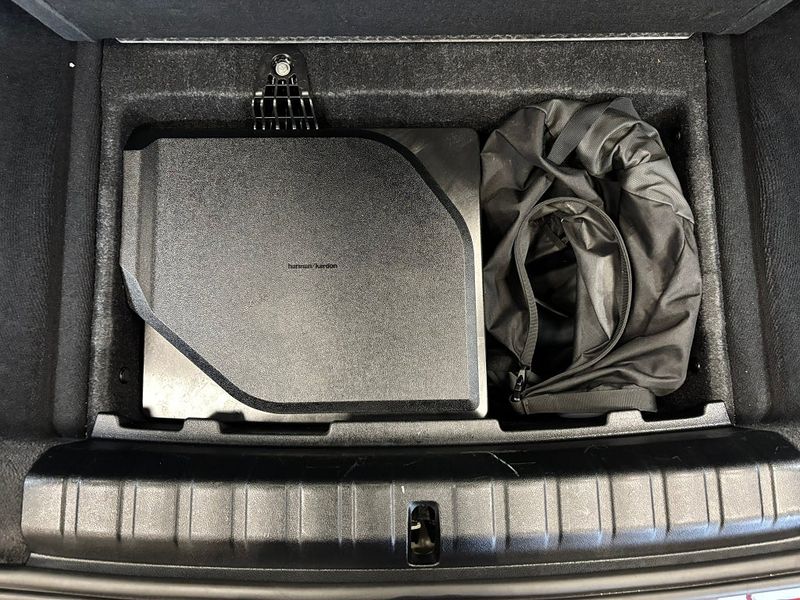 BMW i4 bild 16