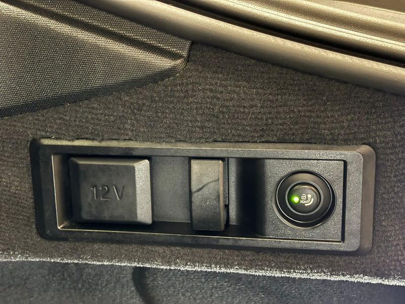 BMW i4 bild 15