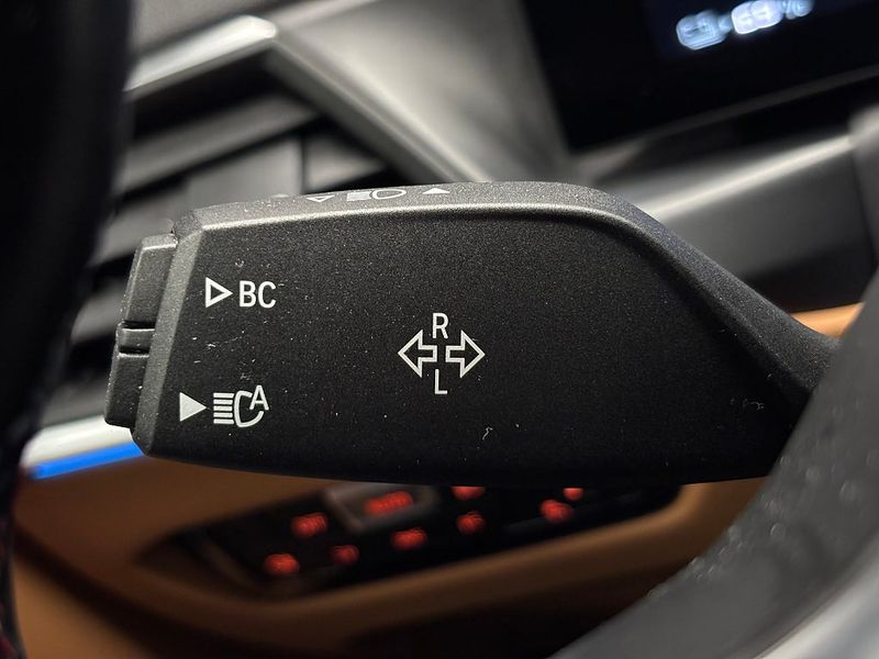 BMW i4 bild 25