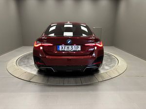 BMW i4 bild 4