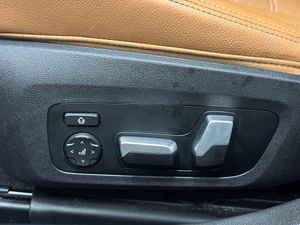 BMW i4 bild 21