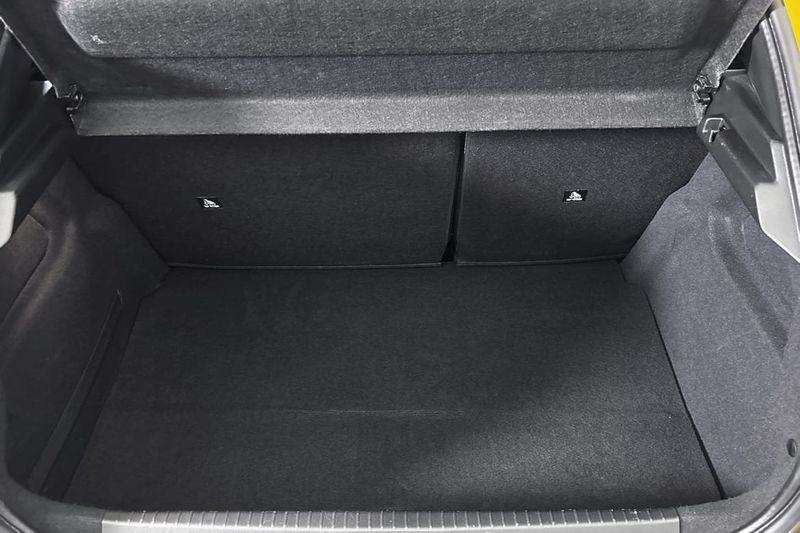 Peugeot 208 bild 8