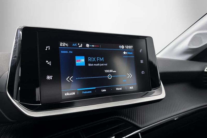 Peugeot 208 bild 13