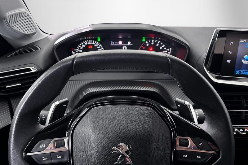Peugeot 208 bild 6