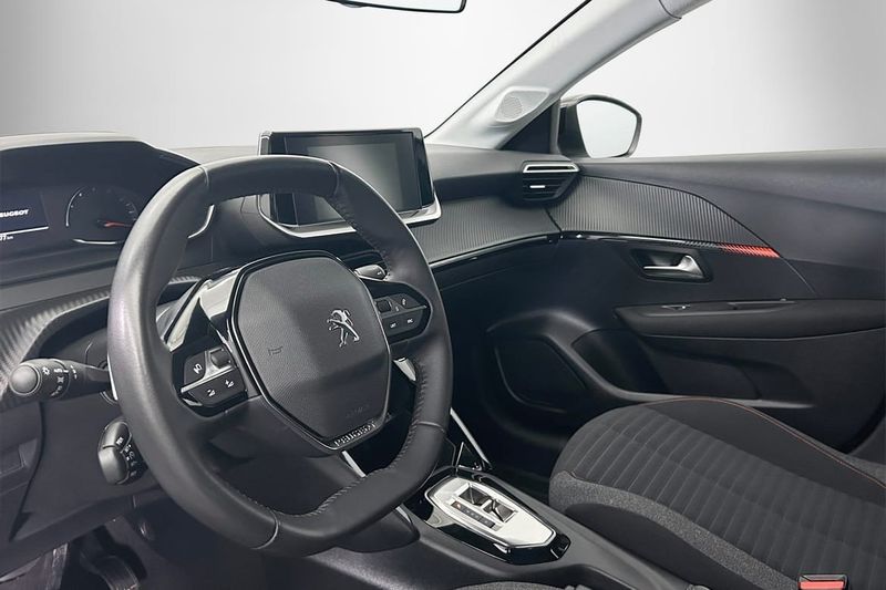 Peugeot 208 bild 4