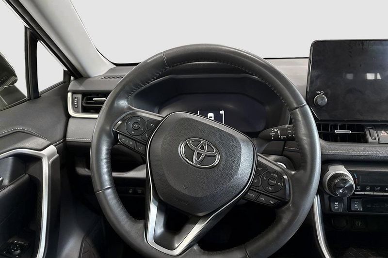 Toyota RAV4 bild 11