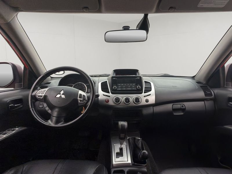 Mitsubishi L200 bild 15