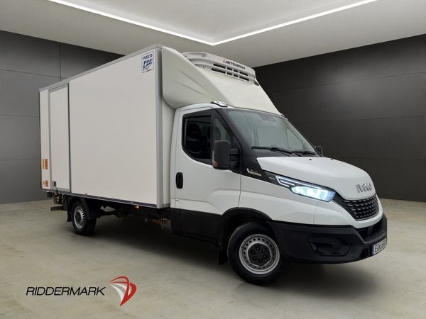 Iveco Daily KYLBIL Mitsubishi-Kyl Bakgavellyft Sidodörr Moms - 2020