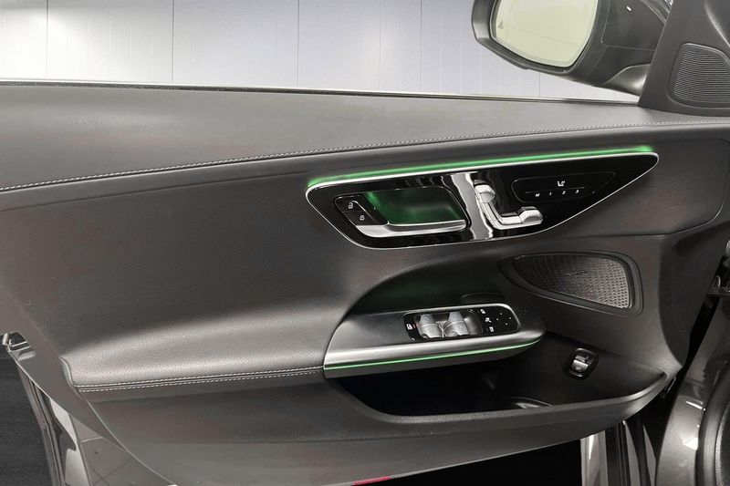 Mercedes C300 bild 8