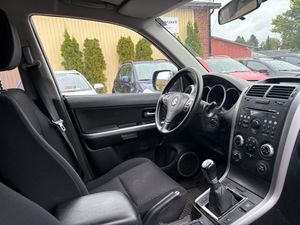 Suzuki Grand Vitara bild 7