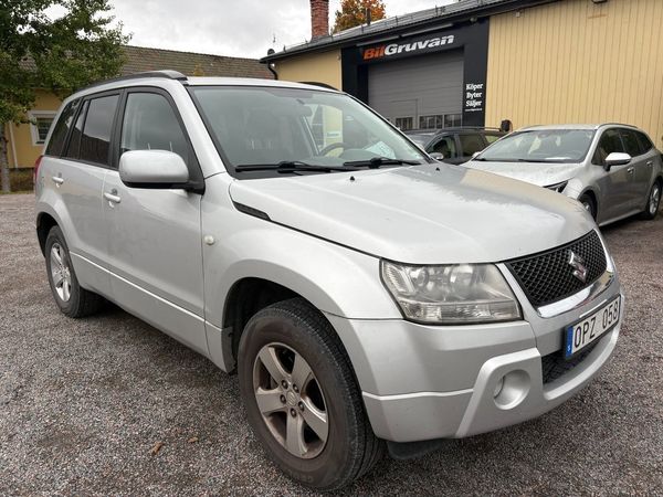 Suzuki Grand Vitara 2.0 140hk DOHC 16V VVT 4WD Dragkrok - 2007