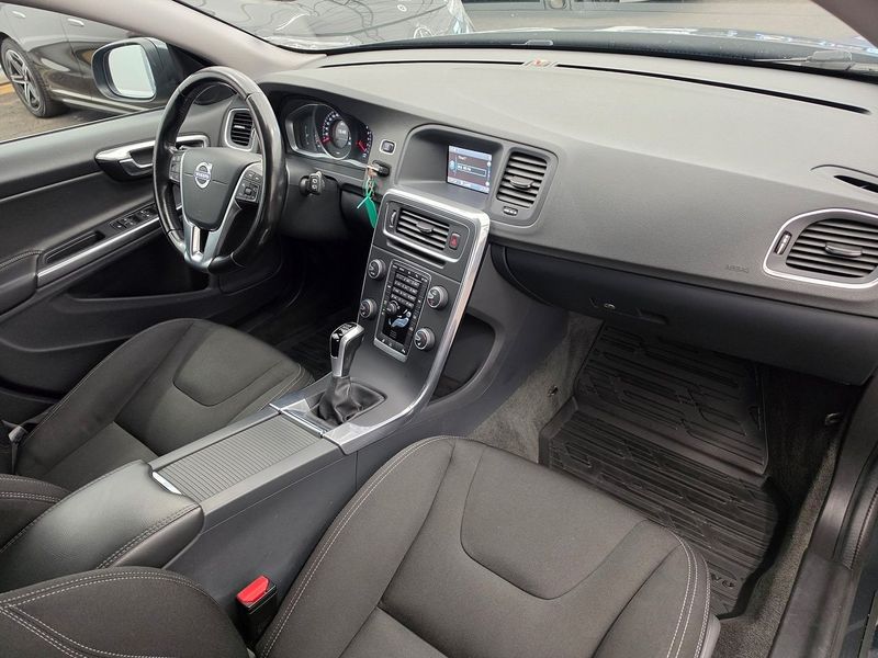 Volvo V60 bild 14