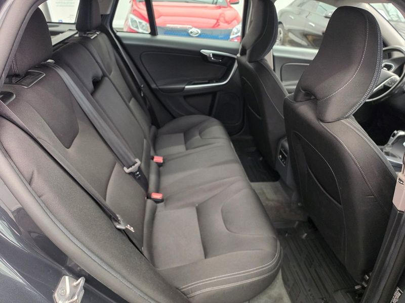 Volvo V60 bild 15