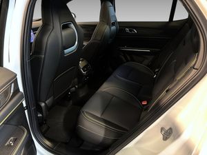 Lynk & Co 01 bild 15