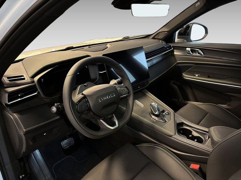 Lynk & Co 01 bild 9