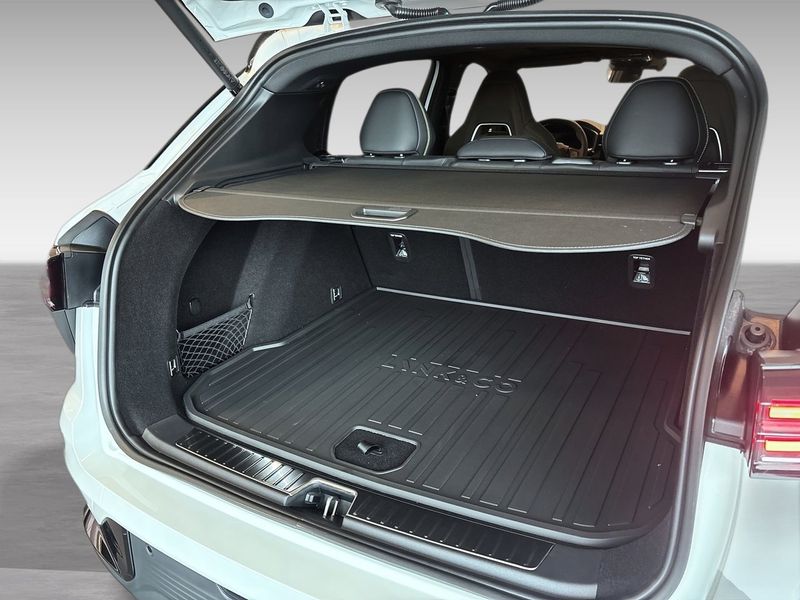 Lynk & Co 01 bild 20