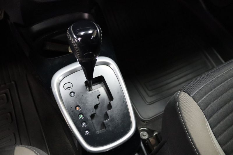 Toyota Yaris bild 18