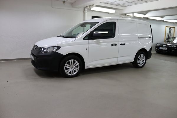 Volkswagen Caddy CARGO 2.0 TDI BMT MOMSBIL 5180 MIL HÖGERSTYRD DRAG - 2023