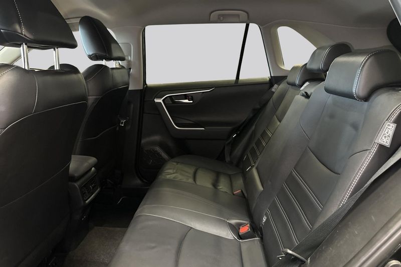 Toyota RAV4 bild 9